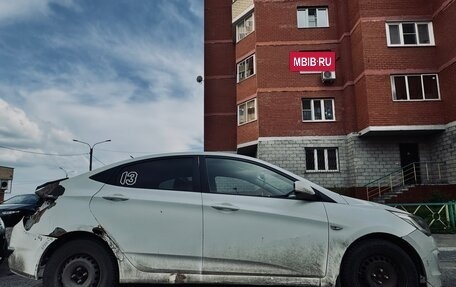 Hyundai Solaris II рестайлинг, 2016 год, 370 000 рублей, 4 фотография