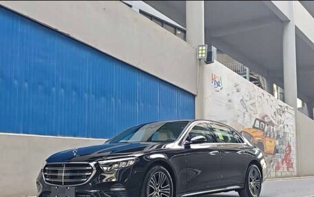 Mercedes-Benz E-Класс, 2025 год, 6 720 000 рублей, 3 фотография