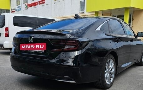 Honda Accord IX рестайлинг, 2018 год, 1 850 000 рублей, 5 фотография