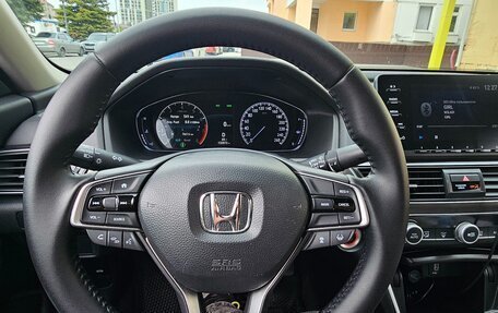 Honda Accord IX рестайлинг, 2018 год, 1 850 000 рублей, 16 фотография
