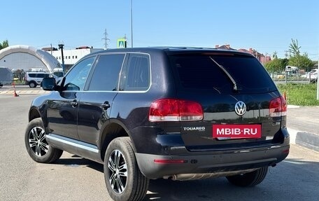 Volkswagen Touareg III, 2006 год, 860 000 рублей, 2 фотография