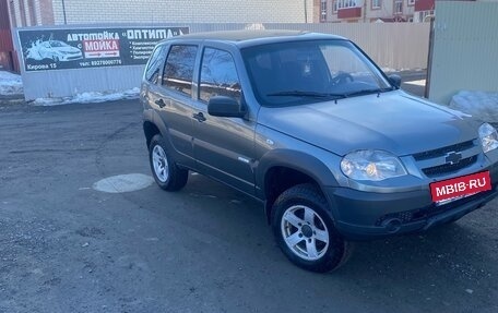 Chevrolet Niva I рестайлинг, 2013 год, 410 000 рублей, 2 фотография
