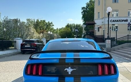 Ford Mustang VI рестайлинг, 2016 год, 2 600 000 рублей, 3 фотография