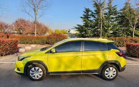 Toyota Yaris XP150 рестайлинг, 2022 год, 1 550 000 рублей, 3 фотография
