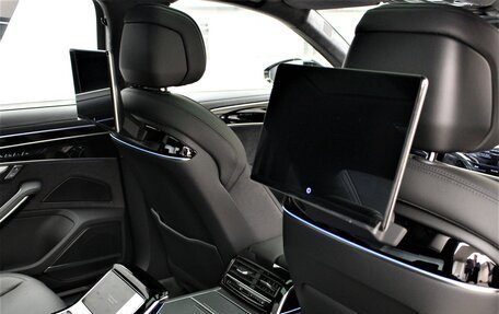 Audi A8, 2025 год, 20 000 000 рублей, 15 фотография