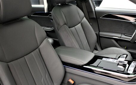 Audi A8, 2025 год, 20 000 000 рублей, 14 фотография