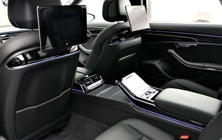 Audi A8, 2025 год, 20 000 000 рублей, 22 фотография