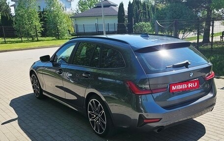 BMW 3 серия, 2019 год, 2 400 000 рублей, 2 фотография