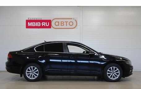 Volkswagen Passat B8 рестайлинг, 2021 год, 2 230 800 рублей, 4 фотография