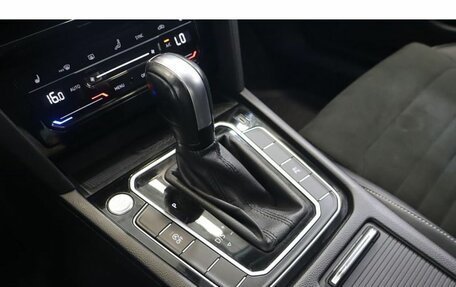 Volkswagen Passat B8 рестайлинг, 2021 год, 2 230 800 рублей, 14 фотография