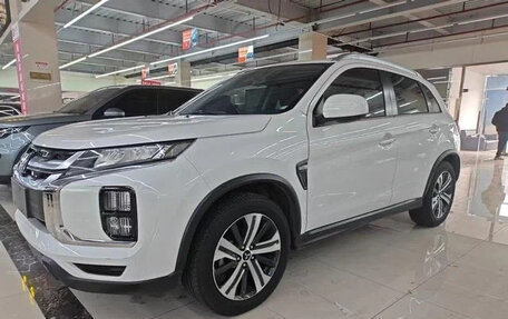 Mitsubishi ASX I рестайлинг, 2022 год, 1 655 000 рублей, 3 фотография