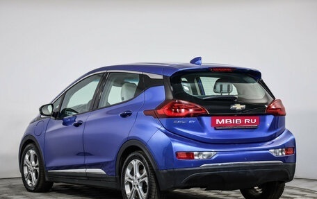 Chevrolet Bolt, 2017 год, 1 490 000 рублей, 7 фотография