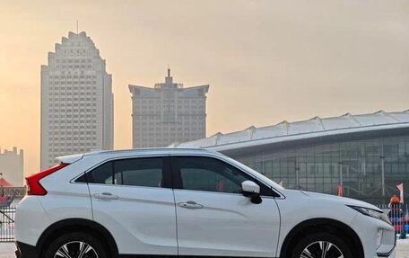 Mitsubishi Eclipse Cross, 2022 год, 1 650 000 рублей, 8 фотография