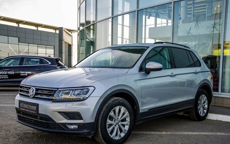 Volkswagen Tiguan II, 2019 год, 2 398 000 рублей, 3 фотография
