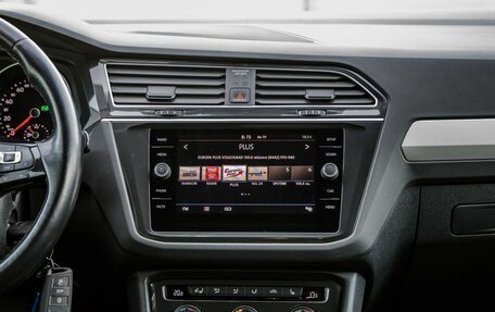 Volkswagen Tiguan II, 2019 год, 2 398 000 рублей, 19 фотография