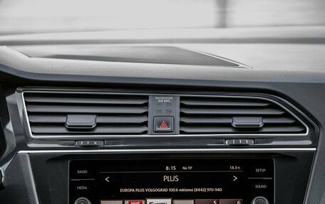 Volkswagen Tiguan II, 2019 год, 2 398 000 рублей, 20 фотография