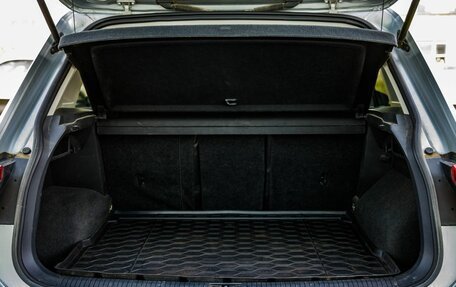 Volkswagen Tiguan II, 2019 год, 2 398 000 рублей, 35 фотография