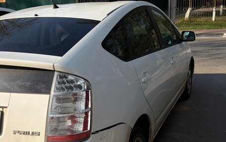 Toyota Prius, 2006 год, 500 000 рублей, 3 фотография