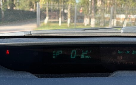 Toyota Prius, 2006 год, 500 000 рублей, 9 фотография