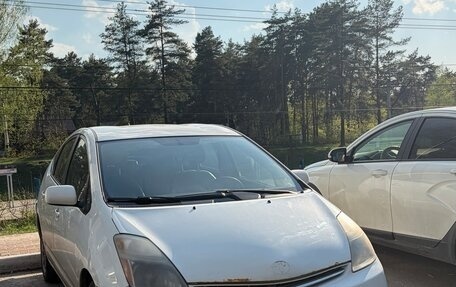 Toyota Prius, 2006 год, 500 000 рублей, 5 фотография
