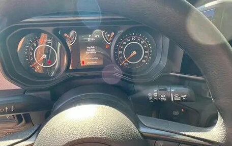 Jeep Wrangler, 2026 год, 4 499 000 рублей, 15 фотография