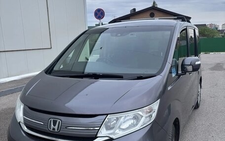 Honda Stepwgn IV, 2017 год, 1 480 000 рублей, 1 фотография