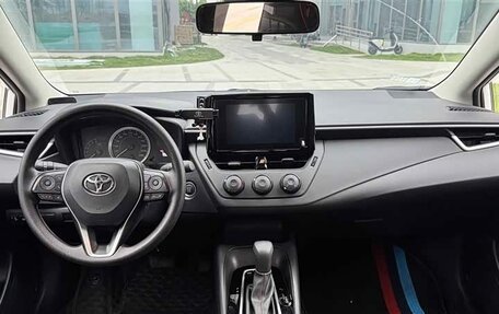Toyota Corolla, 2023 год, 1 350 000 рублей, 7 фотография