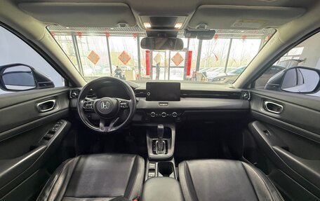 Honda Vezel, 2023 год, 2 100 000 рублей, 10 фотография