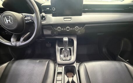 Honda Vezel, 2023 год, 2 100 000 рублей, 9 фотография