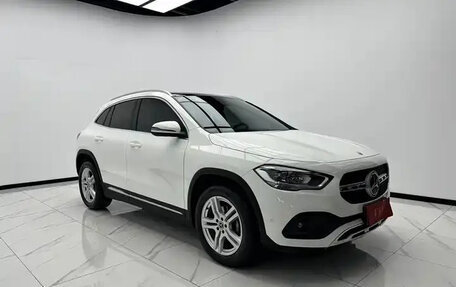 Mercedes-Benz GLA, 2022 год, 2 720 000 рублей, 3 фотография