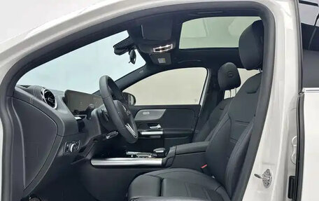 Mercedes-Benz GLA, 2022 год, 2 720 000 рублей, 7 фотография