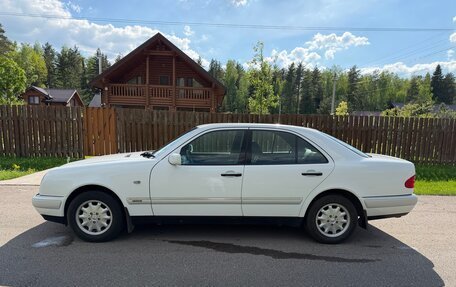 Mercedes-Benz E-Класс, 1997 год, 2 800 000 рублей, 4 фотография