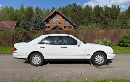 Mercedes-Benz E-Класс, 1997 год, 2 800 000 рублей, 10 фотография