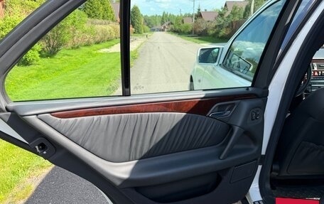 Mercedes-Benz E-Класс, 1997 год, 2 800 000 рублей, 14 фотография