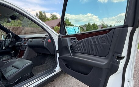 Mercedes-Benz E-Класс, 1997 год, 2 800 000 рублей, 27 фотография