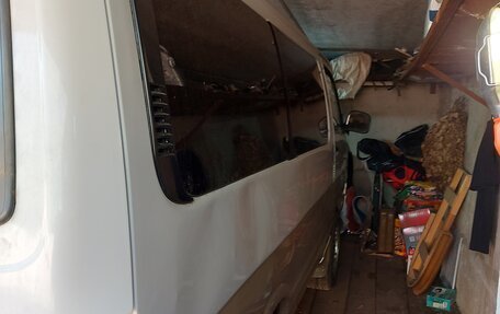 Toyota HiAce H100, 1993 год, 680 000 рублей, 5 фотография