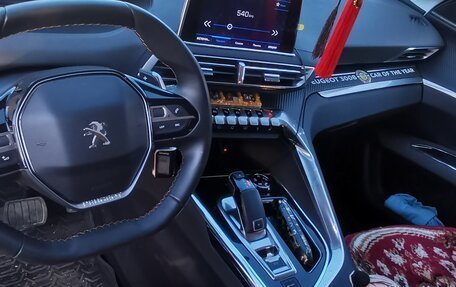 Peugeot 3008 II, 2017 год, 1 850 000 рублей, 3 фотография