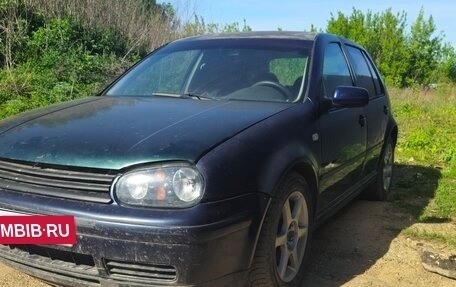 Volkswagen Golf IV, 2001 год, 280 000 рублей, 2 фотография