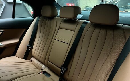 Mercedes-Benz E-Класс, 2025 год, 9 950 000 рублей, 11 фотография