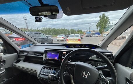 Honda Stepwgn IV, 2017 год, 1 480 000 рублей, 3 фотография