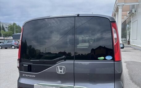 Honda Stepwgn IV, 2017 год, 1 480 000 рублей, 5 фотография