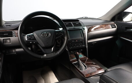 Toyota Camry, 2016 год, 1 999 000 рублей, 8 фотография