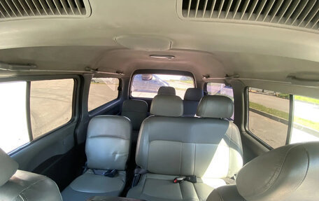 Hyundai Starex I рестайлинг, 2007 год, 650 000 рублей, 5 фотография