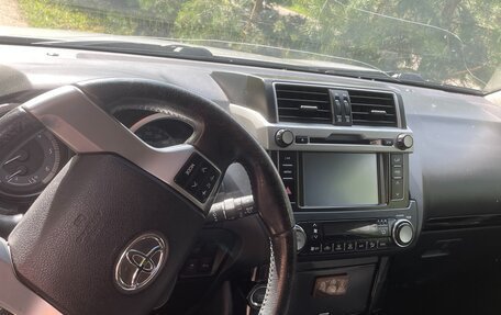 Toyota Land Cruiser Prado 150 рестайлинг 2, 2014 год, 2 950 000 рублей, 7 фотография