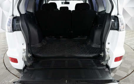 Mitsubishi Outlander III рестайлинг 3, 2010 год, 1 149 000 рублей, 8 фотография