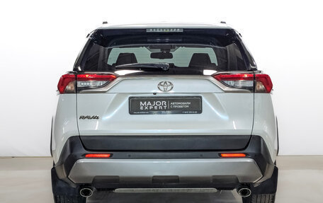 Toyota RAV4, 2021 год, 3 350 000 рублей, 6 фотография