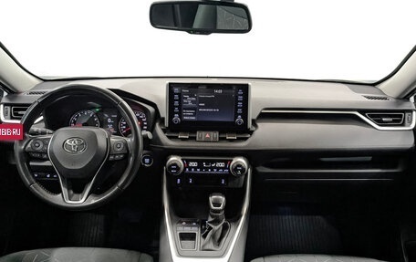 Toyota RAV4, 2021 год, 3 350 000 рублей, 14 фотография