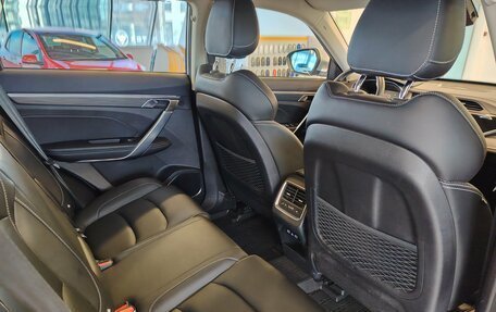 Geely Atlas, 2022 год, 1 865 000 рублей, 8 фотография