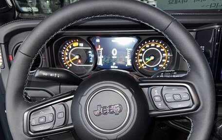Jeep Wrangler, 2025 год, 6 950 000 рублей, 11 фотография