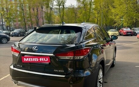 Lexus RX IV рестайлинг, 2020 год, 5 100 000 рублей, 4 фотография